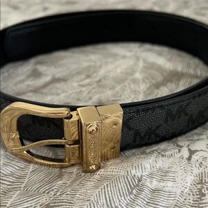 Michael Kors Black Leather Reversible Belt (M)